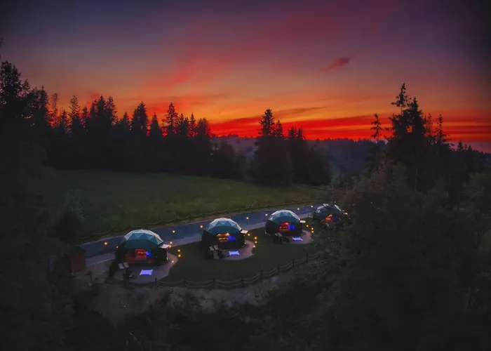 Peak Glamp & Jacuzzi
