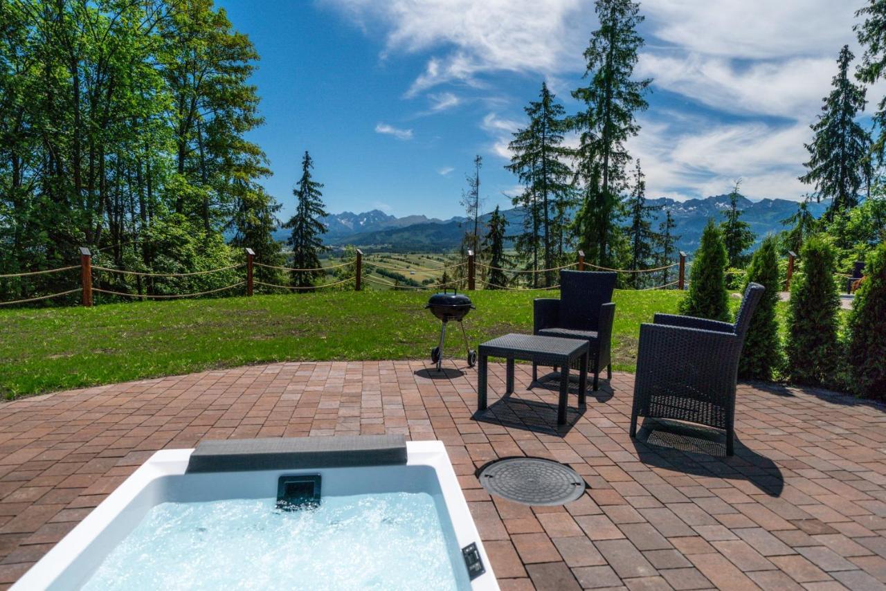 Peak Glamp & Jacuzzi Luxury tent