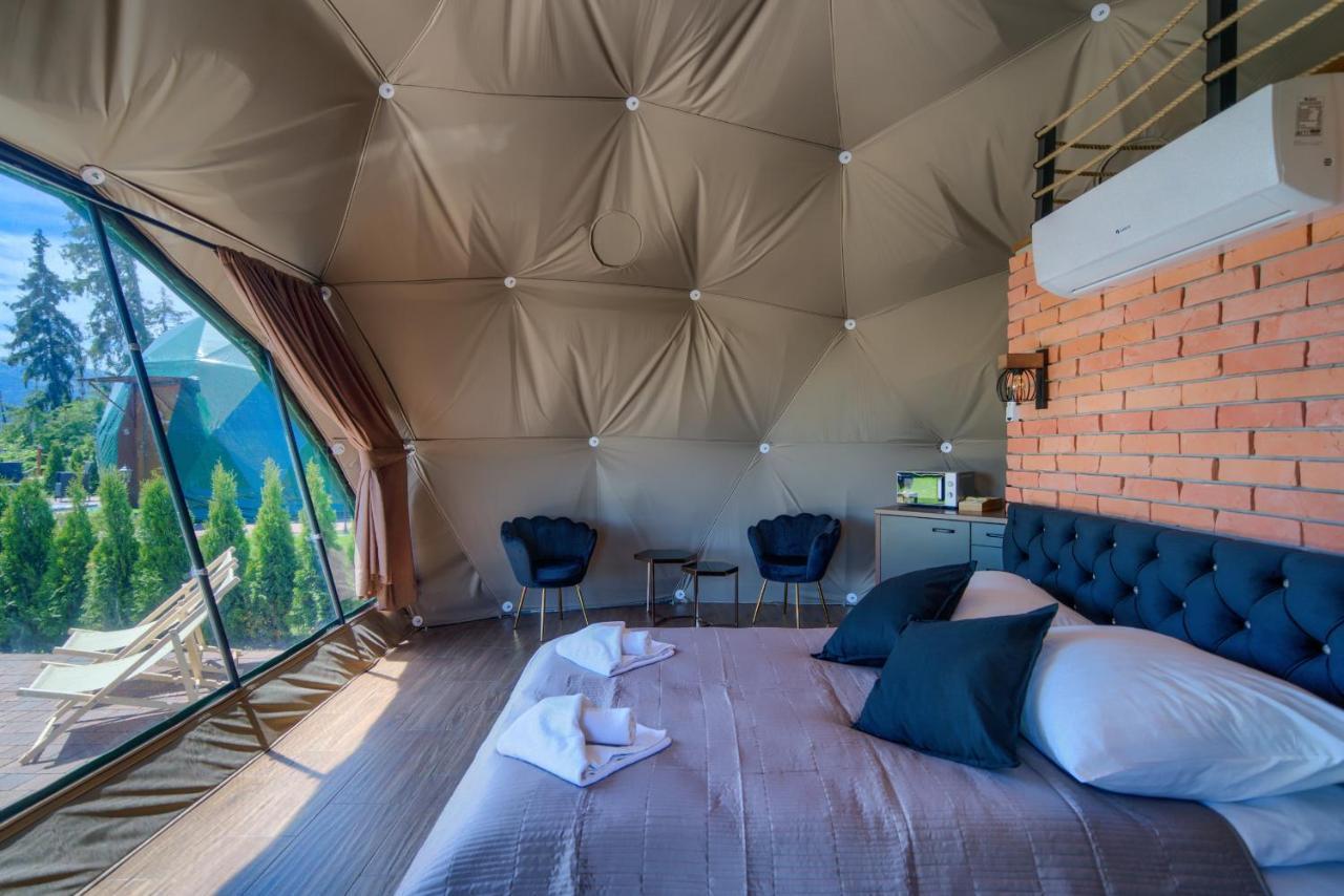 Peak Glamp & Jacuzzi Luxury tent