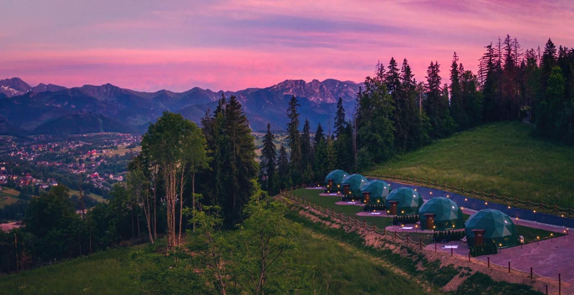 Розкішний намет Peak Glamp & Jacuzzi Закопане